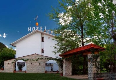 Κ.ΚΑΛΤΣΟΥΝΗΣ ΑΕ – ΤΟ ΦΑΡΑΓΓΙ – -ΞΕΝΟΔΟΧΕΙΟ – ΚΛΕΙΔΩΝΙΑ ΚΟΝΙΤΣΑ ΙΩΑΝΝΙΝΩΝ