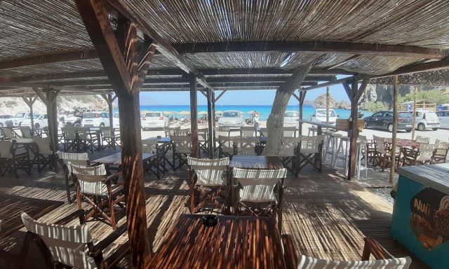 ΚΟΣΚΙΝΑΣ ΗΛΙΑΣ – SUNRISE TO SUNSET BEACH BAR – ΠΛΑΘΕΝΙΑ – ΜΗΛΟΣ ΚΥΚΛΑΔΕΣ