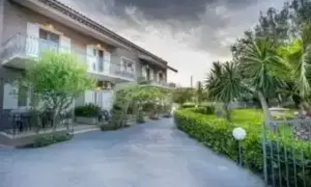 ΜΑΡΚΑΤΟΣ ΣΤΕΛΙΟΣ – EVITA STUDIOS – ΕΝΟΙΚΙΑΖΟΜΕΝΑ ΔΩΜΑΤΙΑ ΑΡΓΟΣΤΟΛΙ ΚΕΦΑΛΟΝΙΑΣ