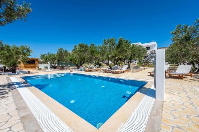 ΒΕΝΤΟΥΡΗ ΑΝΤΩΝΙΑ – FANTASY ROOMS – ΕΝΟΙΚΙΑΖΟΜΕΝΑ ΔΩΜΑΤΙΑ ΔΙΑΜΕΡΙΣΜΑΤΑ ΑΔΑΜΑΝΤΑΣ ΜΗΛΟΣ ΚΥΚΛΑΔΕΣ