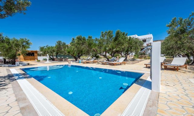 ΒΕΝΤΟΥΡΗ ΑΝΤΩΝΙΑ – FANTASY ROOMS – ΕΝΟΙΚΙΑΖΟΜΕΝΑ ΔΩΜΑΤΙΑ ΔΙΑΜΕΡΙΣΜΑΤΑ ΑΔΑΜΑΝΤΑΣ ΜΗΛΟΣ ΚΥΚΛΑΔΕΣ