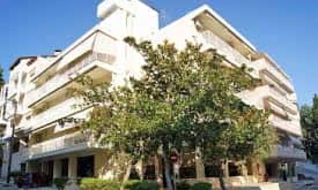 LIA STUDIOS – ΜΑΥΡΟΖΟΥΜΗ ΤΡΙΑΝΤΑΦΥΛΛΙΑ –  ΕΝΟΙΚΙΑΖΟΜΕΝΑ ΔΩΜΑΤΙΑ – ΛΟΥΤΡΑ ΑΙΔΗΨΟΥ ΕΥΒΟΙΑ