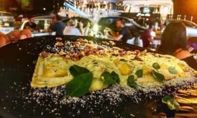 ΜΠΕΛΛΟΣ ΣΑΒΒΑΣ – BELLO TRATORIA – ΙΤΑΛΙΚΟ ΕΣΤΙΑΤΟΡΙΟ ΠΙΤΣΑΡΙΑ – ΖΑΚΥΝΘΟΣ ΚΕΝΤΡΟ ΛΙΜΑΝΙ