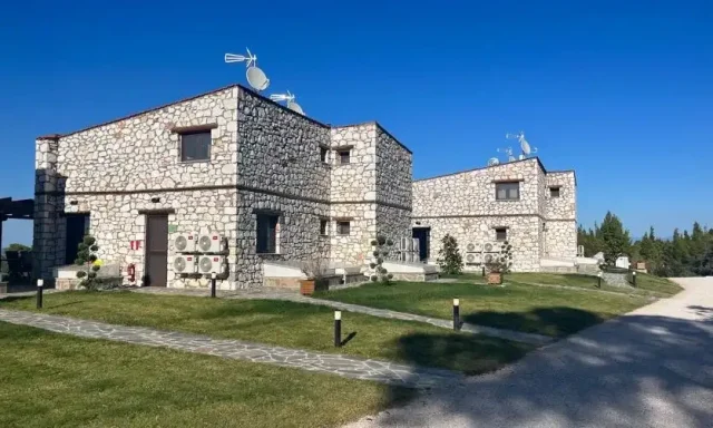 VILLA NOCE – NOCE LUXURY VILLAS RESORT – ΠΟΛΥΤΕΛΕΙΣ ΒΙΛΕΣ – ΒΟΥΡΒΟΥΡΟΥ ΧΑΛΚΙΔΙΚΗΣ