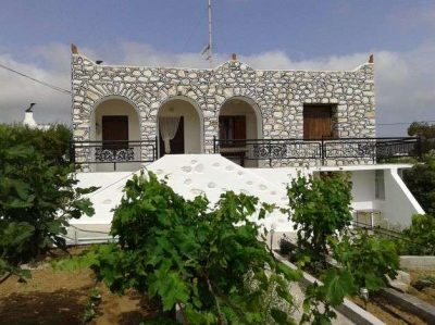 ΠΡΟΜΠΟΝΑΣ ΝΙΚΟΛΑΟΣ – PETRINO SPITI – ΕΝΟΙΚΙΑΖΟΜΕΝΑ ΔΩΜΑΤΙΑ – ΠΑΡΟΣ ΚΥΚΛΑΔΕΣ