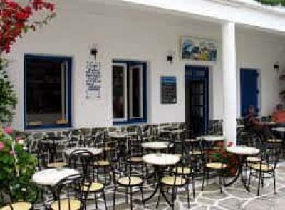 ΦΑΡΟΥΠΟΣ ΠΑΥΛΟΣ – CAFE BAR BABEL METAXA STATION – ΑΝΤΙΠΑΡΟΣ ΚΥΚΛΑΔΕΣ