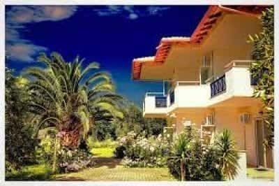 ΚΑΣΑΠΛΗ ΦΩΤΕΙΝΗ – STUDIOS SCORPIOS – ΞΕΝΟΔΟΧΕΙΟ – ΘΑΣΟΣ ΚΑΒΑΛΑΣ