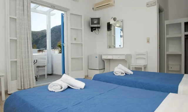 OSCAR HOTEL – ΚΑΡΑΜΟΛΕΓΚΟΥ ΓΕΩΡΓΙΑ – ΞΕΝΟΔΟΧΕΙΟ – ΘΗΡΑ ΣΑΝΤΟΡΙΝΗ ΚΥΚΛΑΔΕΣ