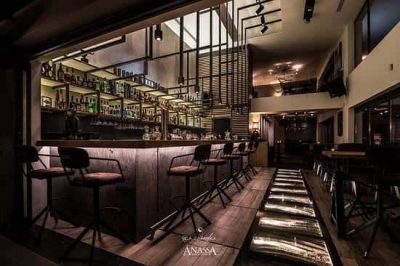 Anassa.thebar